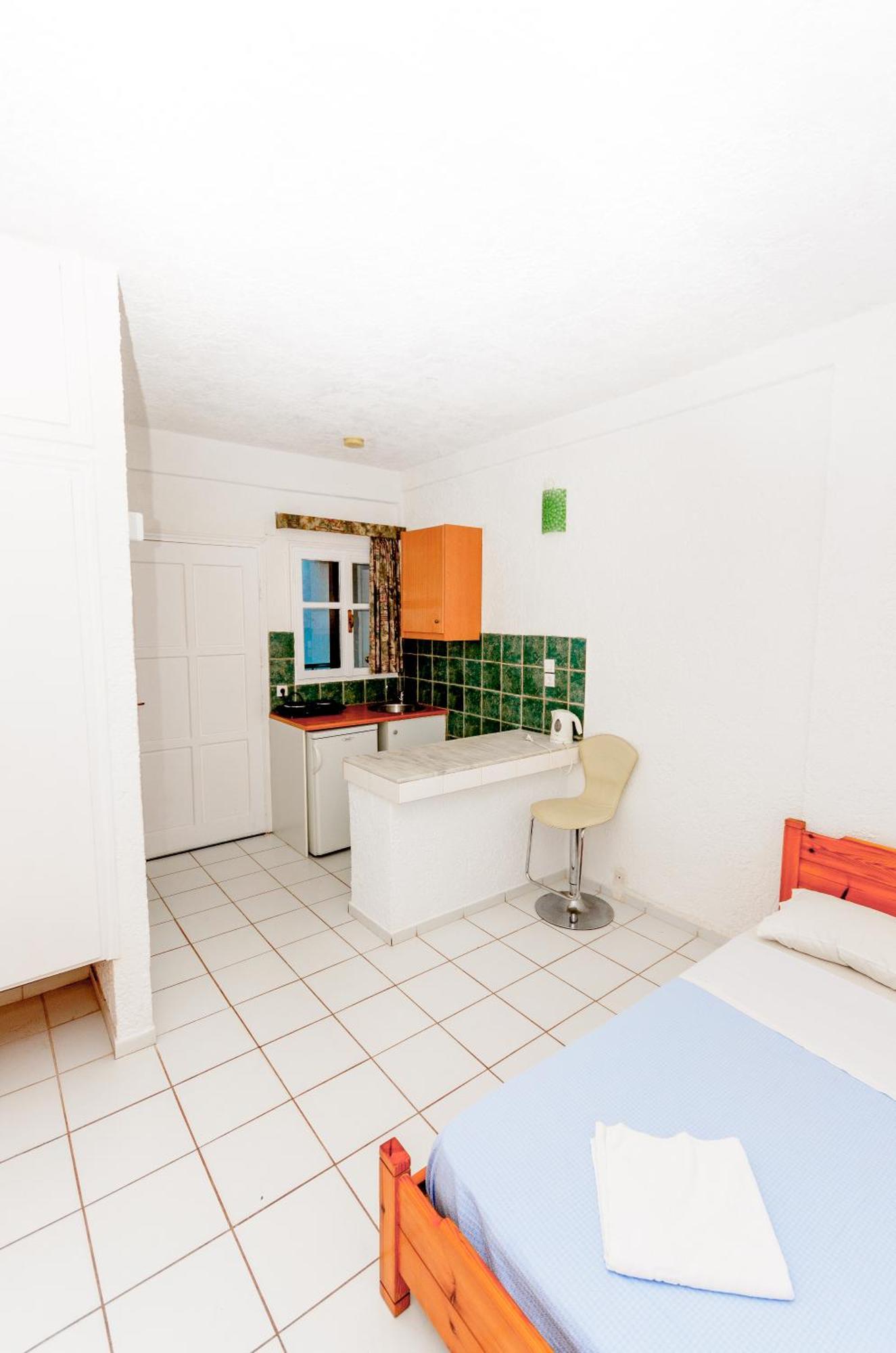 Classic Apartments Hersonissos  Room photo