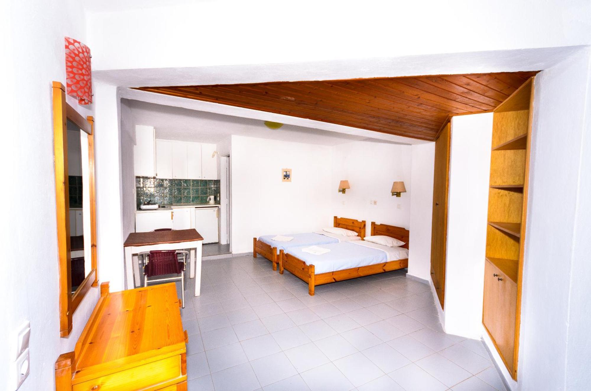 Classic Apartments Hersonissos  Room photo