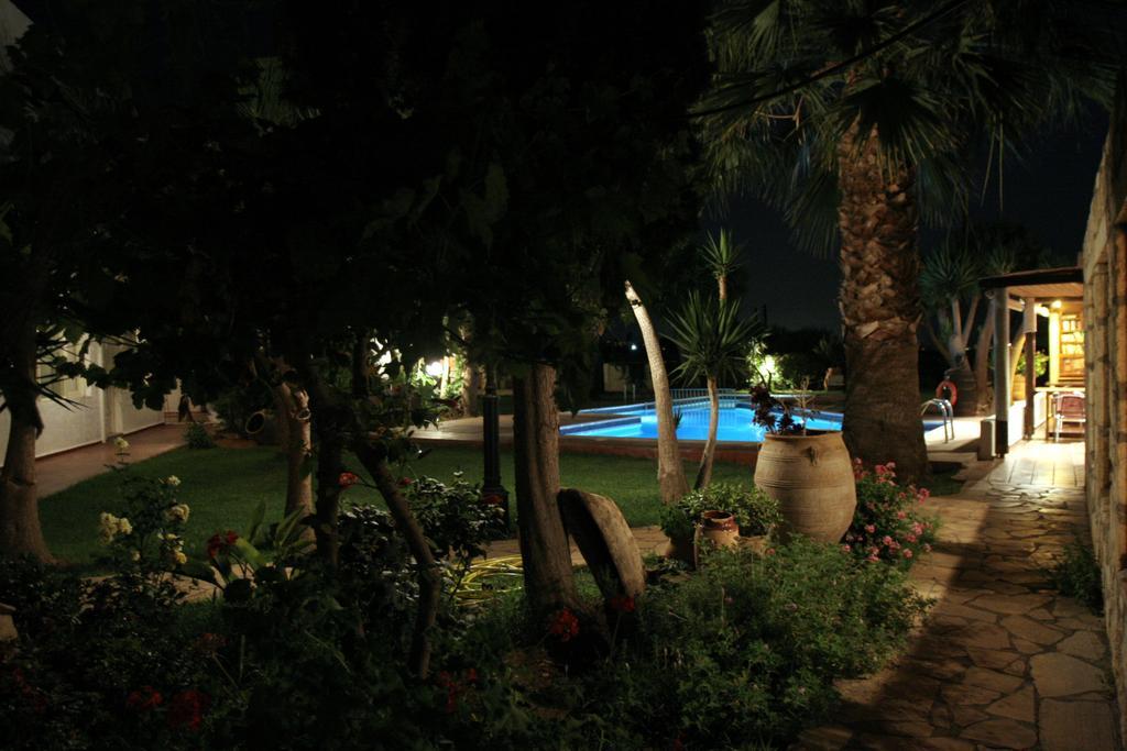 Classic Apartments Hersonissos  Exterior photo